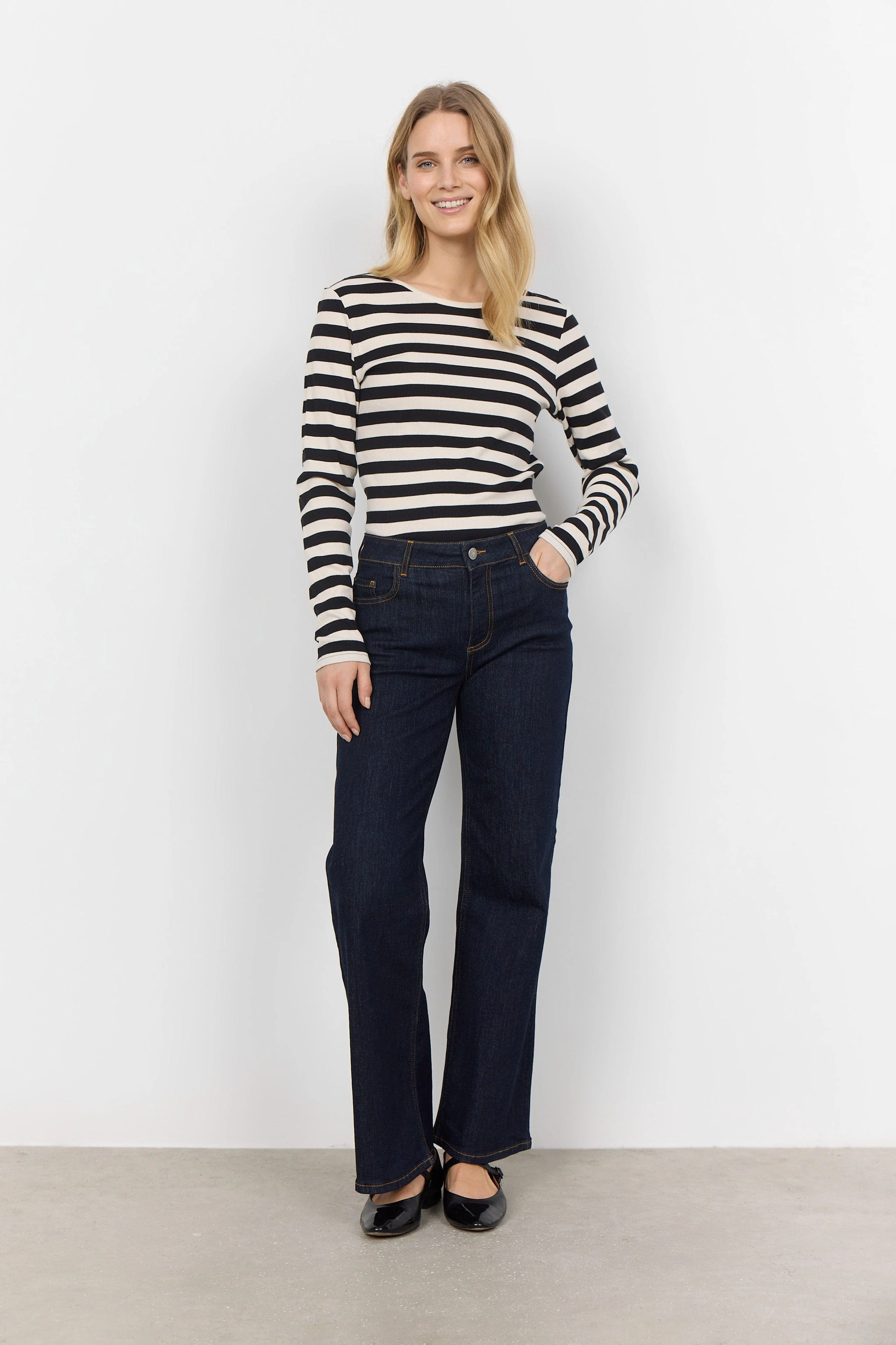 Kimberly 24-B Wide Leg Jeans - Raw Blue Denim - Image 2