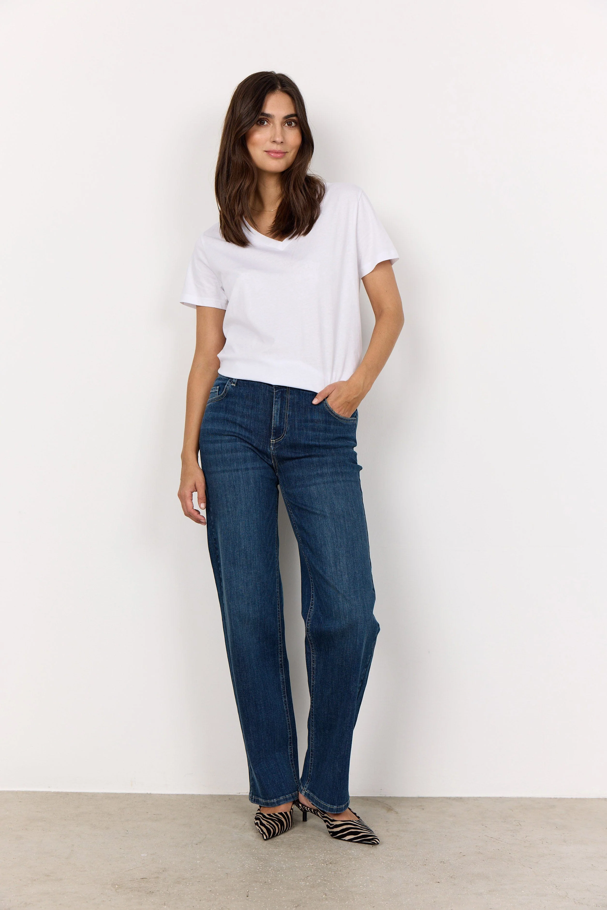 Kimberly 34-B Straight Leg Jeans - Dark Blue Denim - Image 2