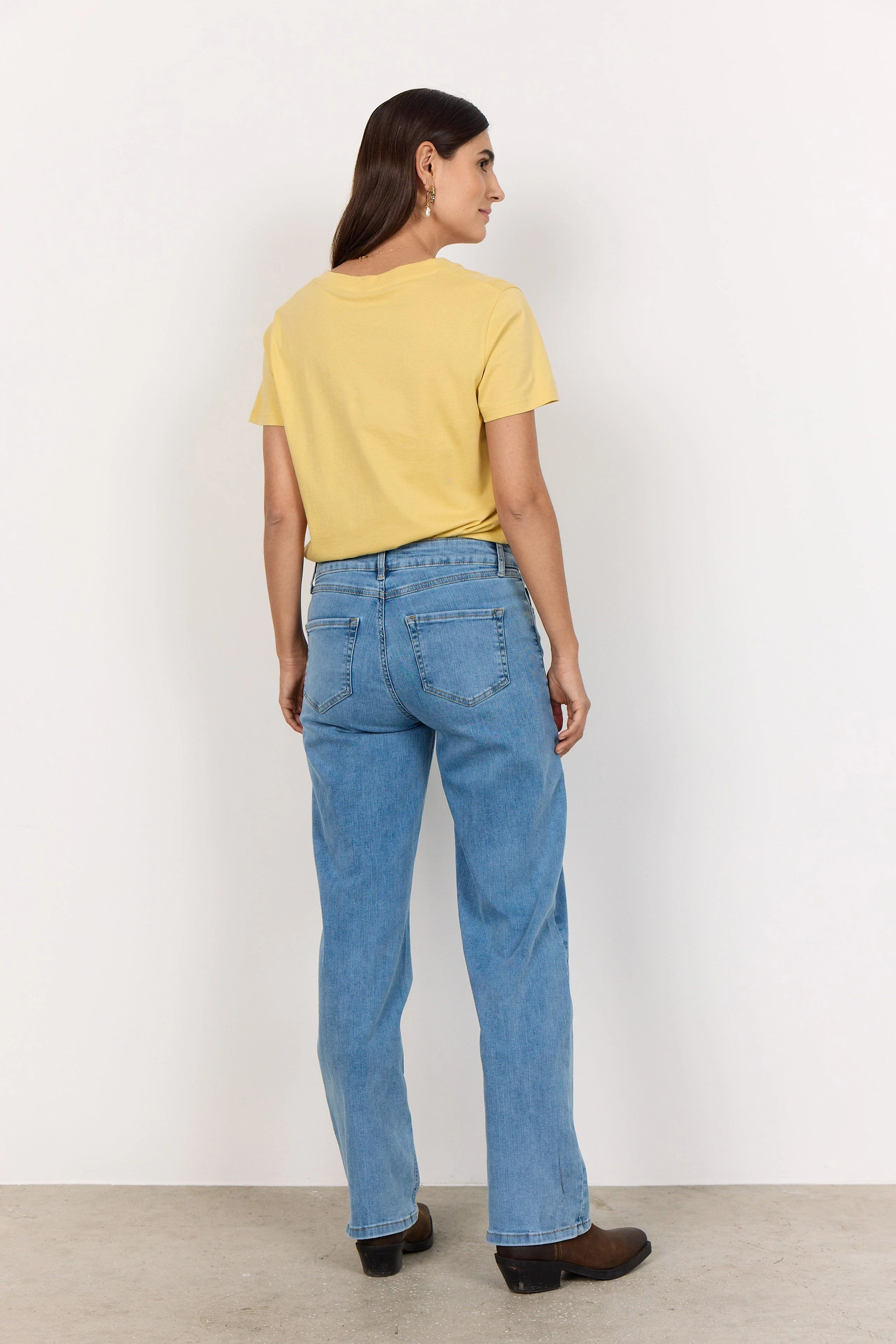 Kimberly 34-B Straight Leg Jeans - Light Blue Denim - Image 3