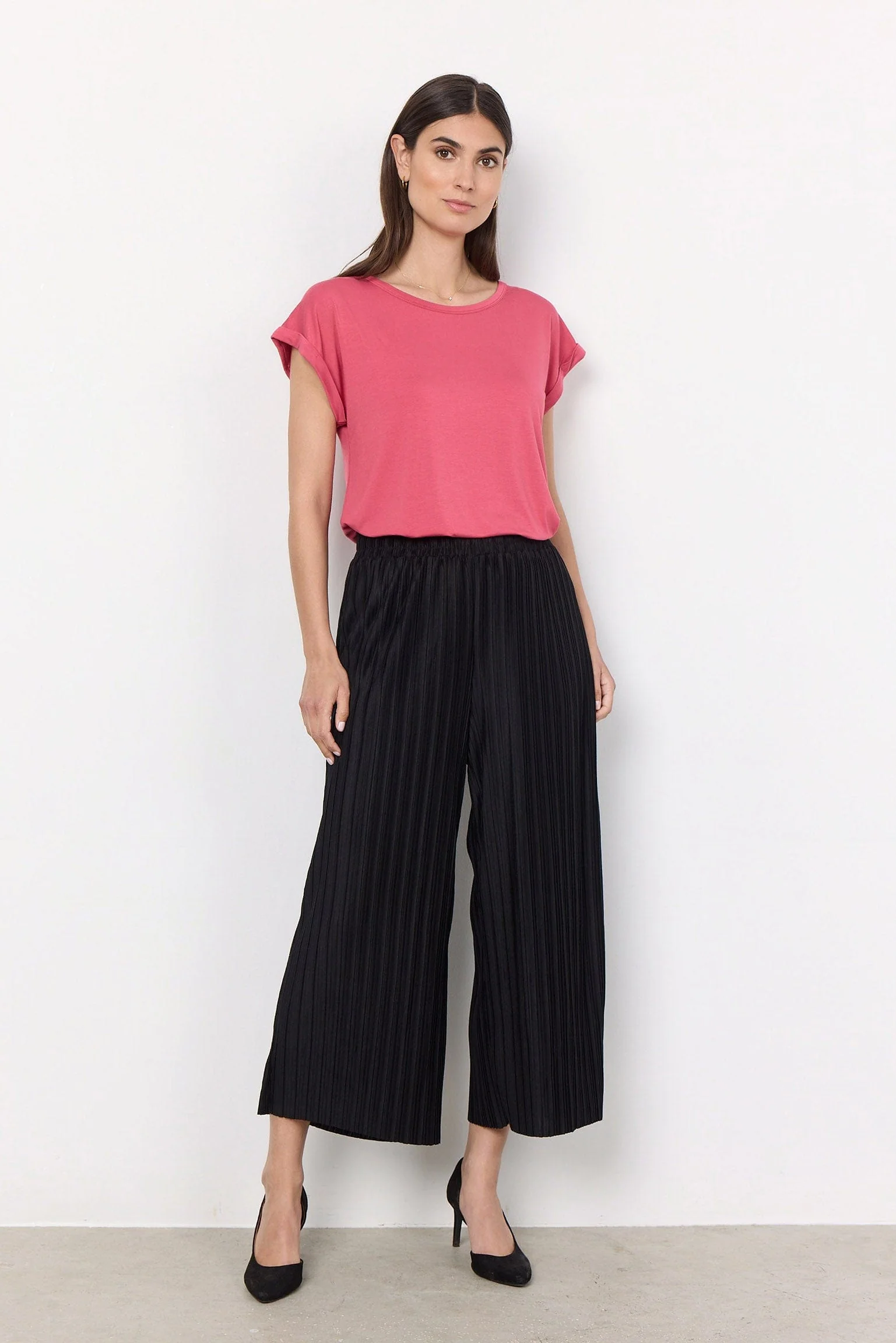 Kirit Plisse Cropped Trousers - Black - Image 3
