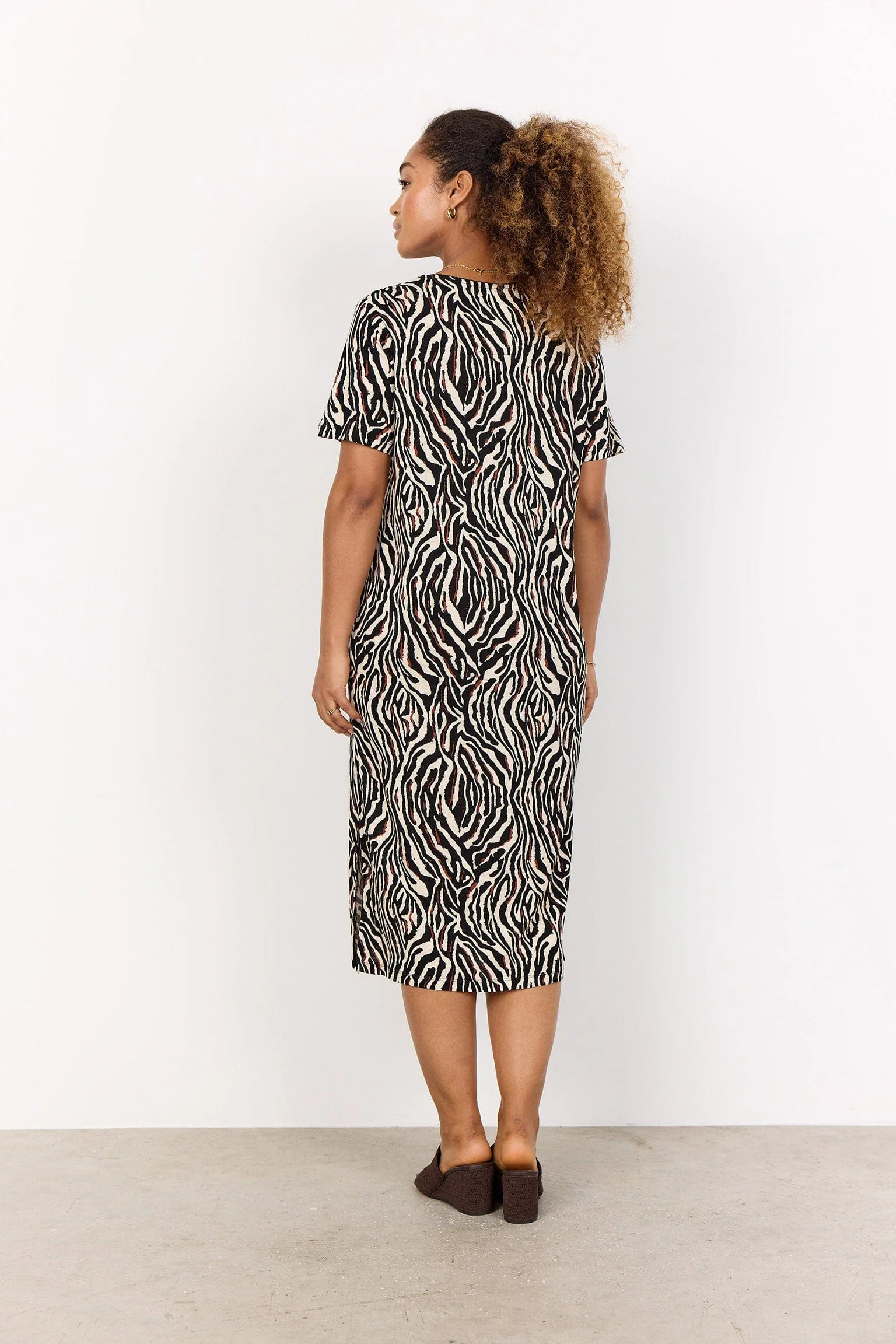 Lenise Animal Print Linen Blend Short Sleeve Dress - Black Combi - Image 4