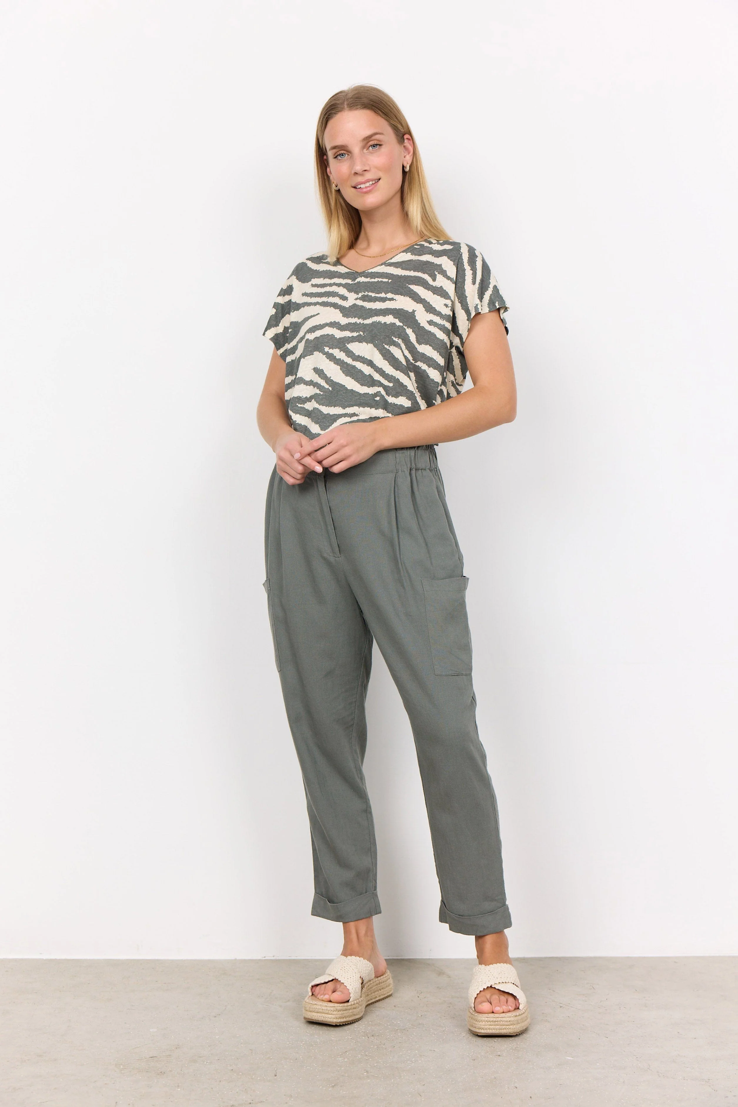 Lenise Animal Print T-Shirt - Misty Combi - Image 3