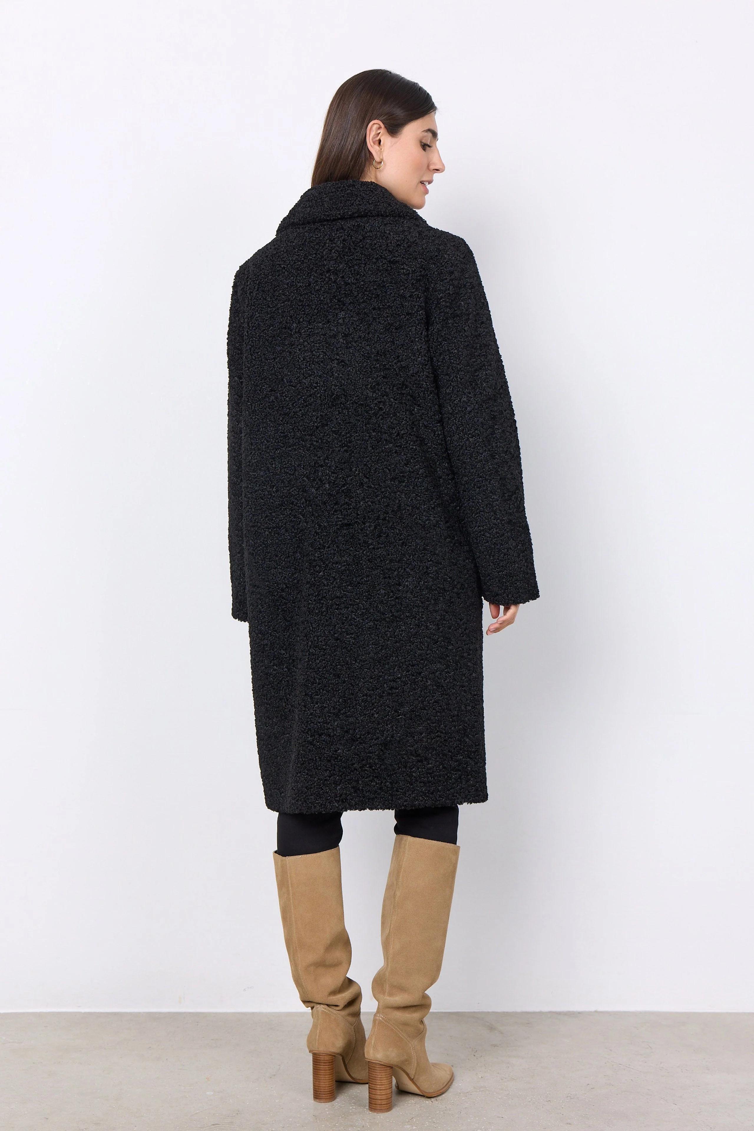 Mukite Teddy Coat - Black - Image 3