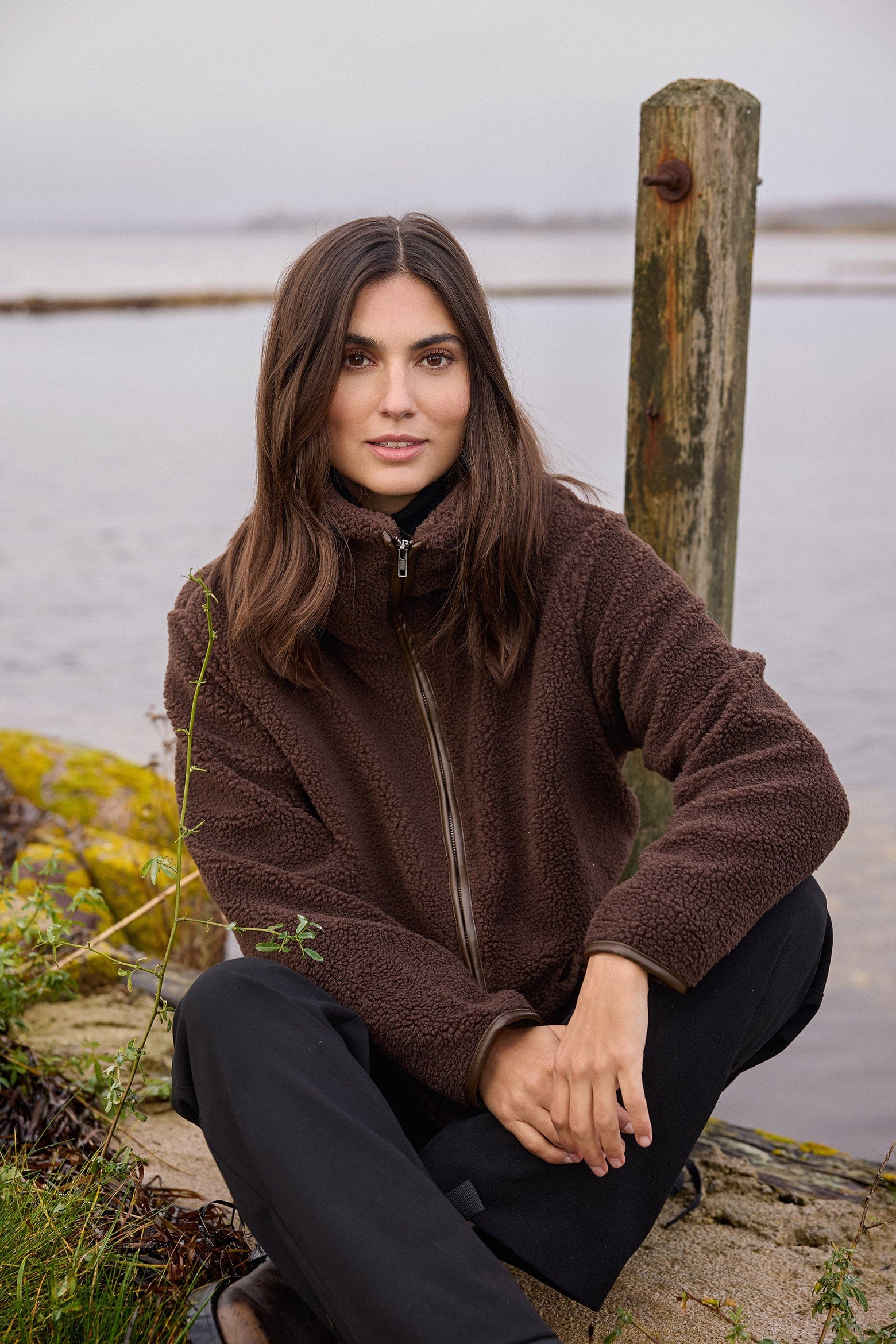 Onyx Wide Collar Fleece Jacket - Hot Fudge - Image 2
