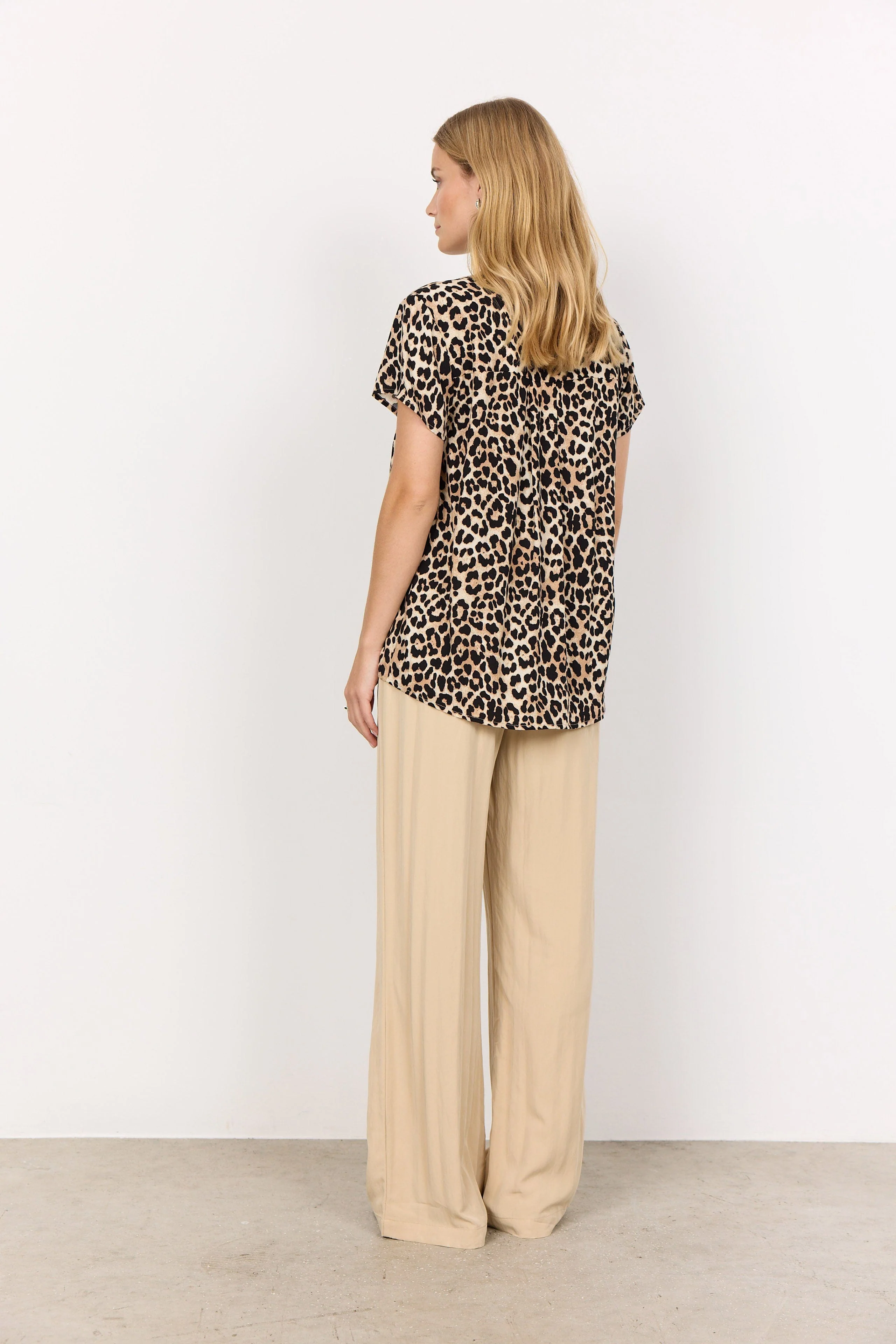 Pietta Leopard Print Top - Sand Combi - Image 4