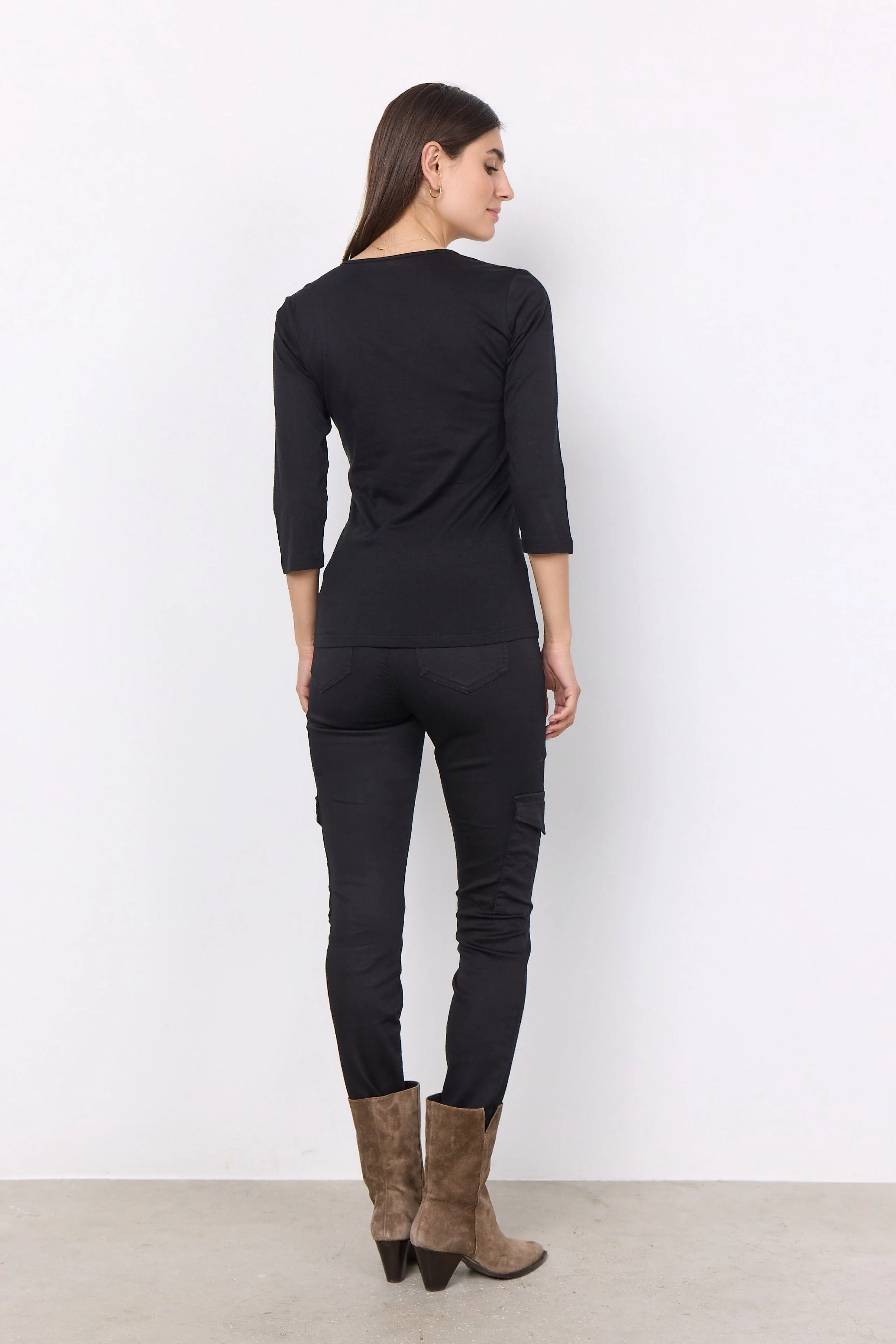 Pylle Plain 3/4 Sleeve Top - Black - Image 4
