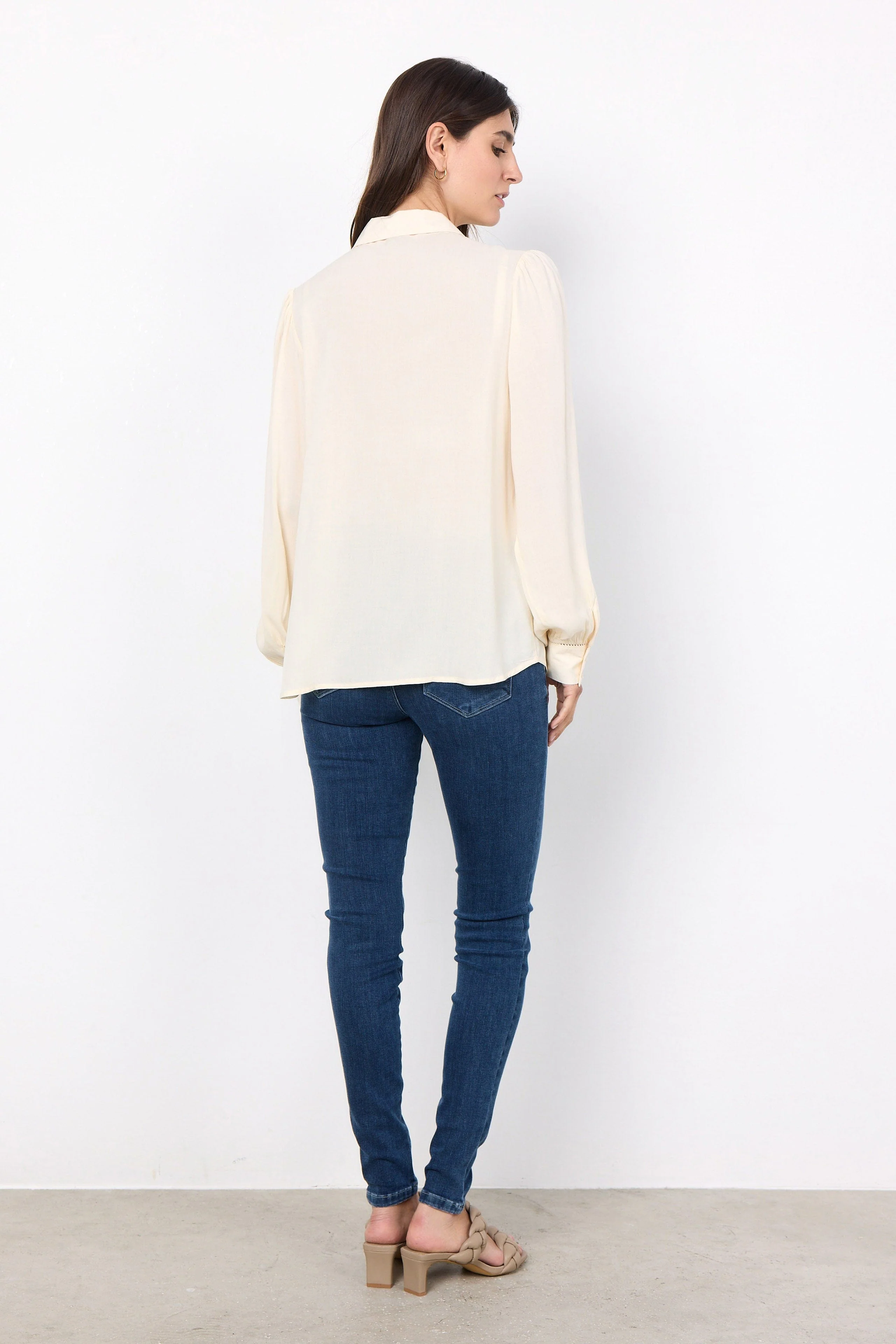 Radia Shirt - Cream - Image 4