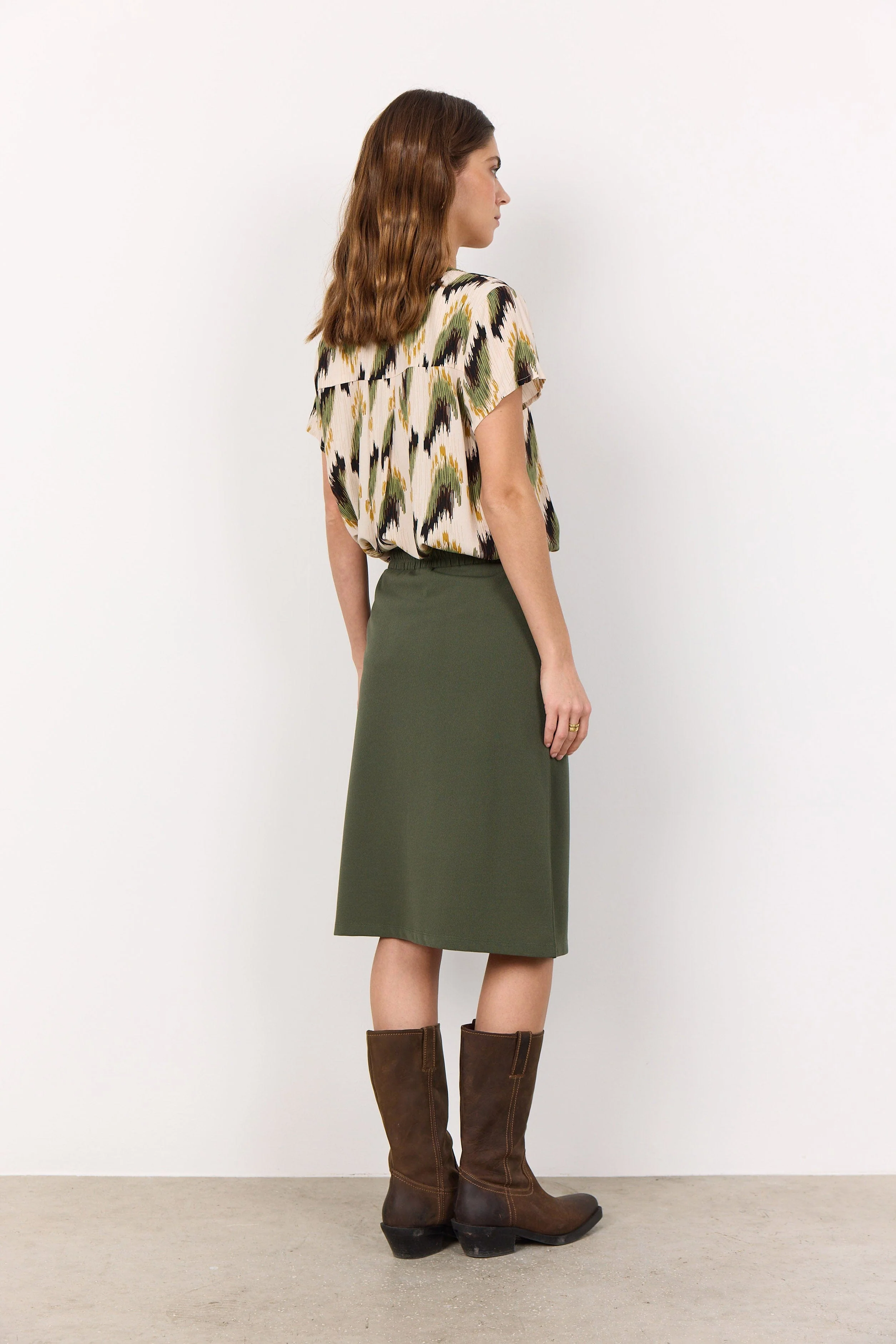 Rosilda Abstract Print T-Shirt - Calliste Green Combi - Image 4