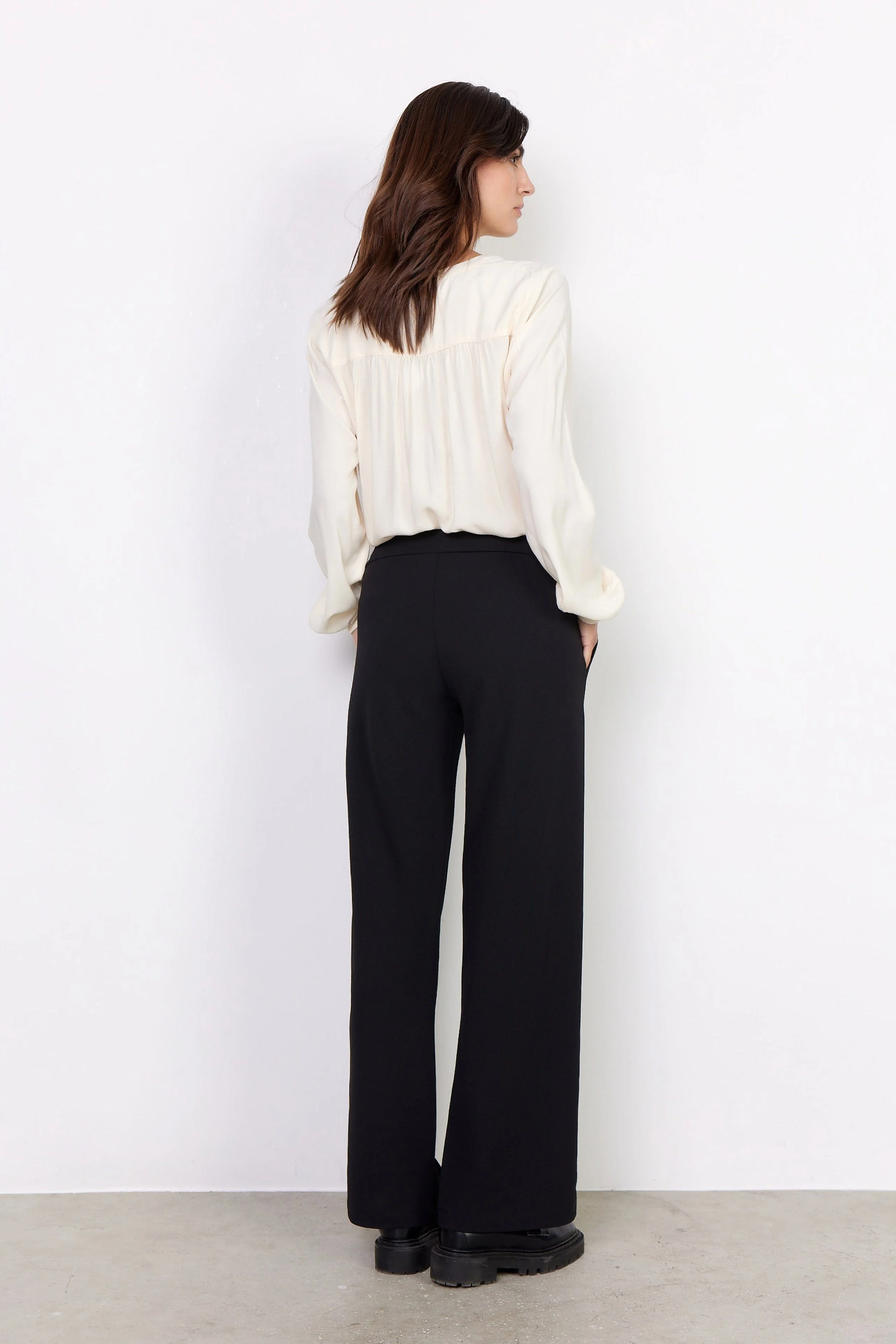 Siham Wide Leg Elastic Waist Trousers - Black - Image 5