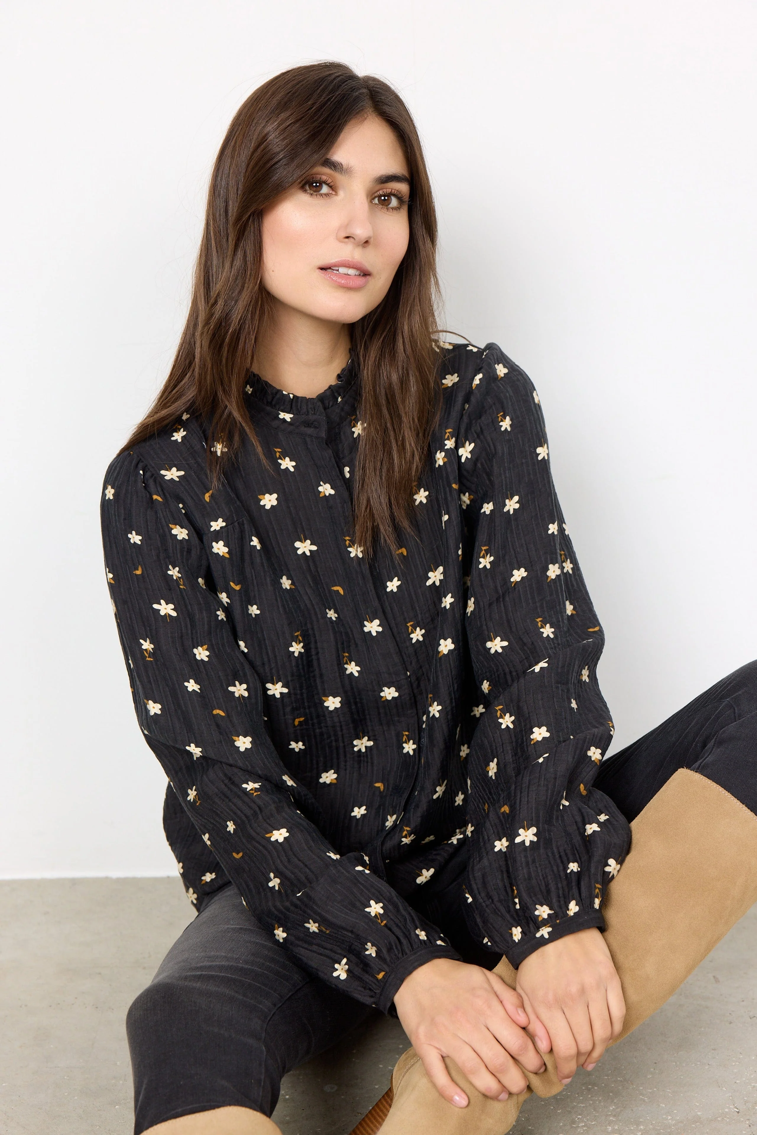 Tama Floral Print Blouse - Black Combi - Image 3