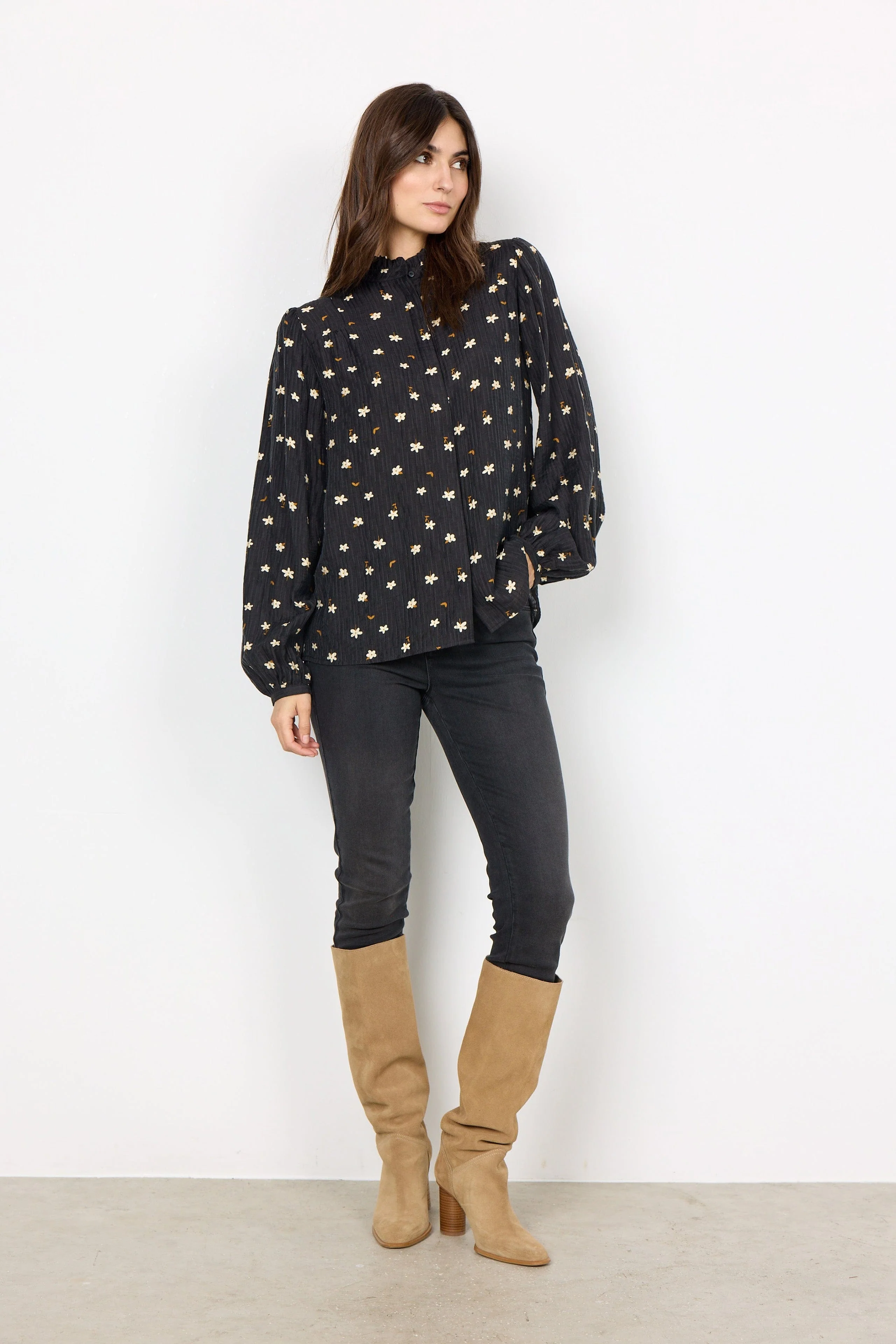 Tama Floral Print Blouse - Black Combi - Image 5