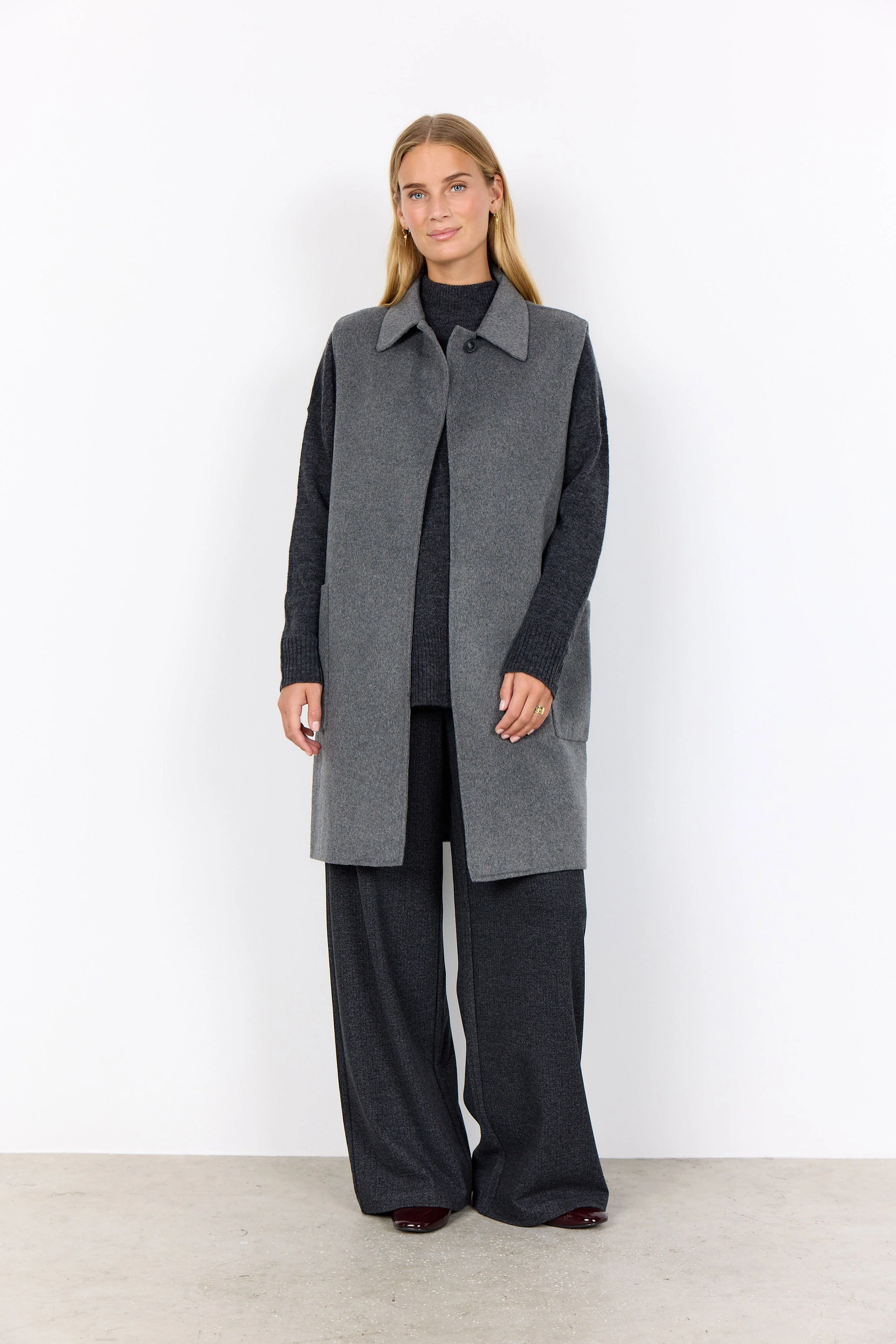 Vienna Longline Wool Blend Waistcoat - Dark Earth Melange - Image 3