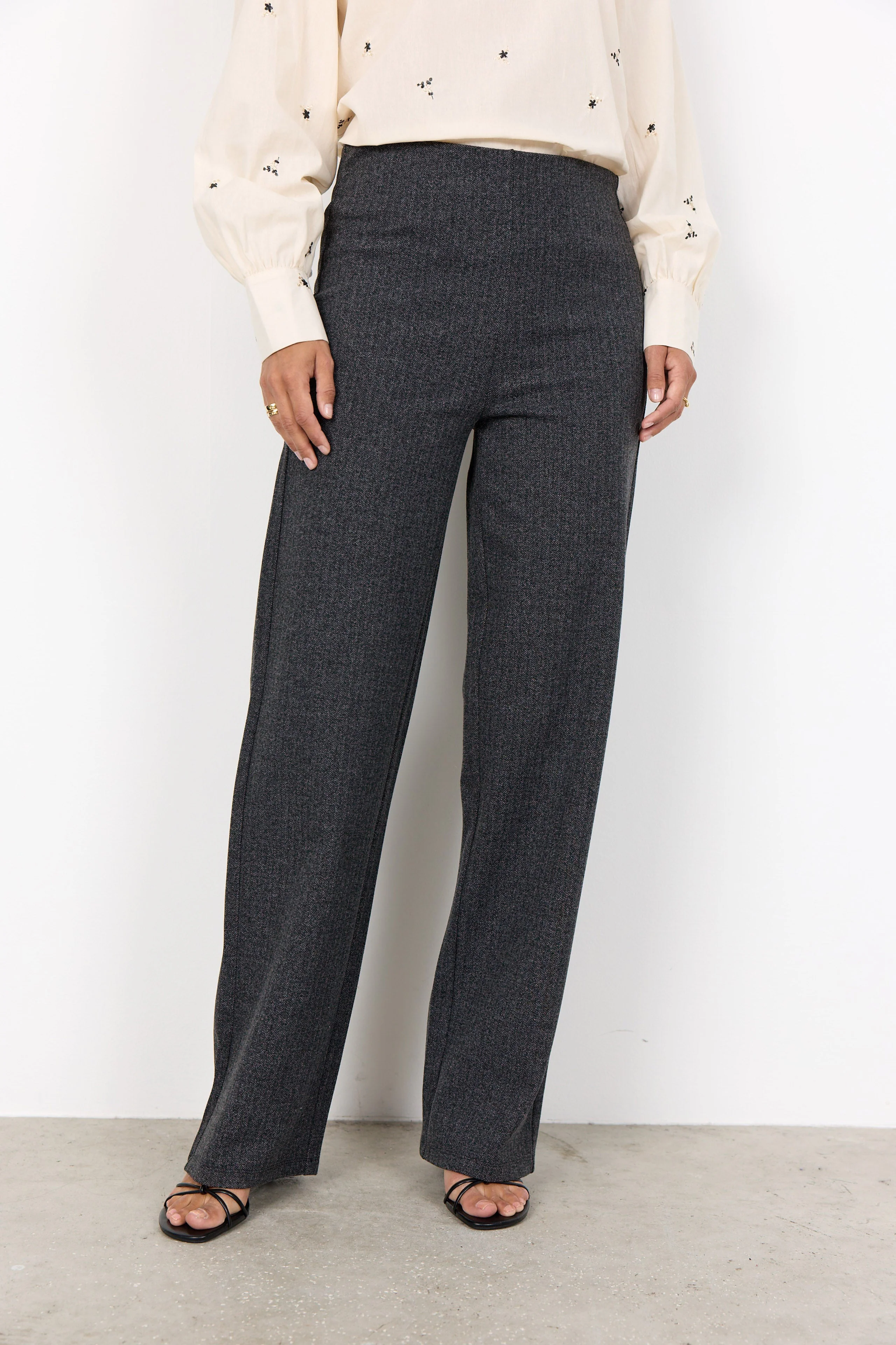 Vinja Warm Handle Straight Leg Trousers - Dark Earth Melange Comb - Image 4
