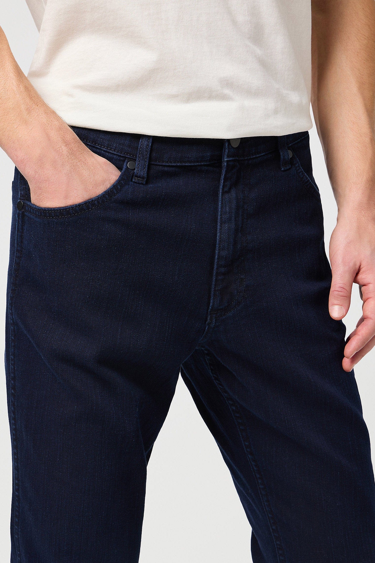 Greensboro Straight Stretch Jeans - Black Back - Image 2