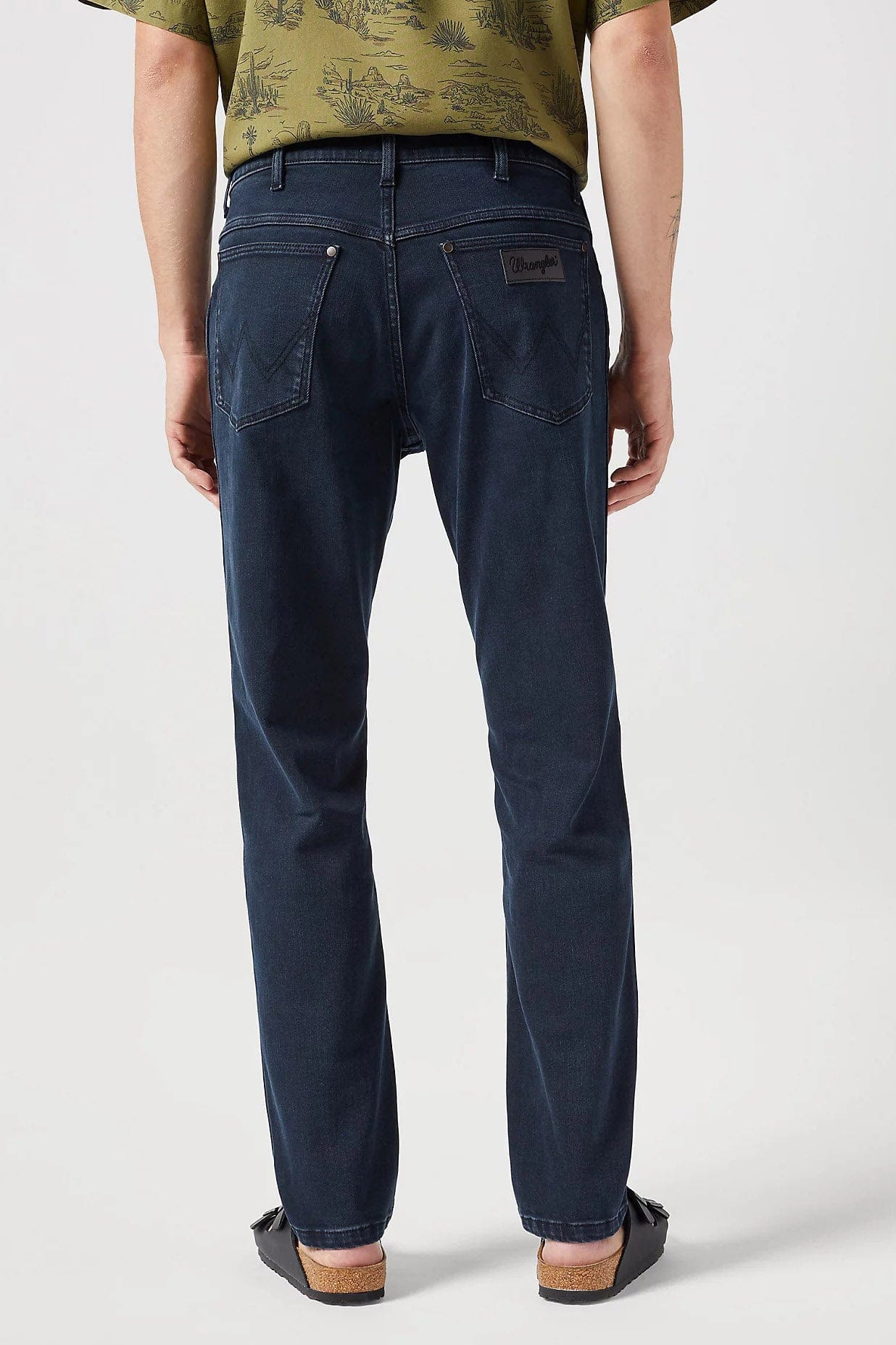River Cotton Stretch Regular Tapered Jeans - Cloudy Skies - Image 2
